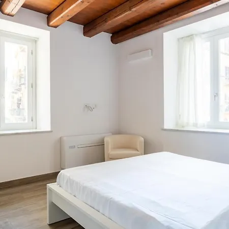 Blu - Palazzo Del Buon Pastore Apartment *
