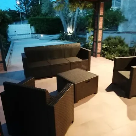 Serrano Villa