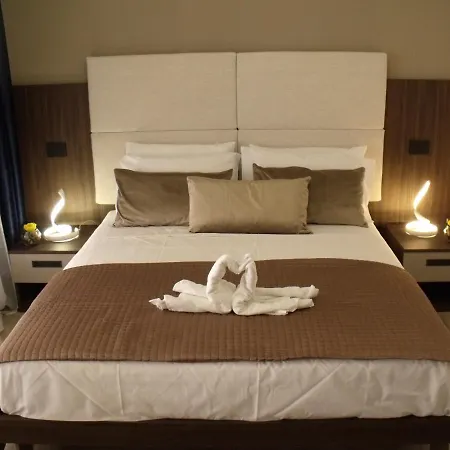 Plaza Ungheria Hotel *