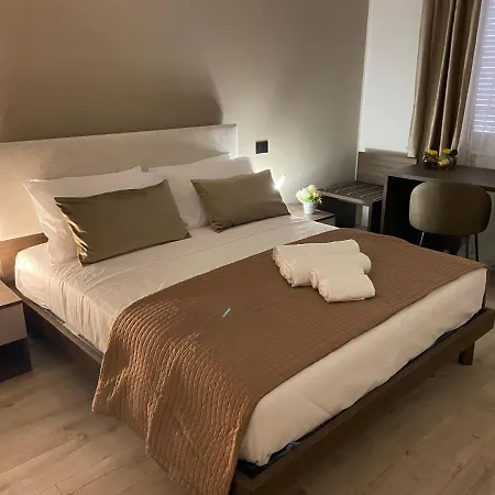 Hotel Plaza Ungheria *