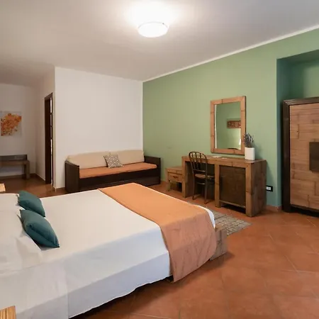 Pensionat Kalamarina 2*