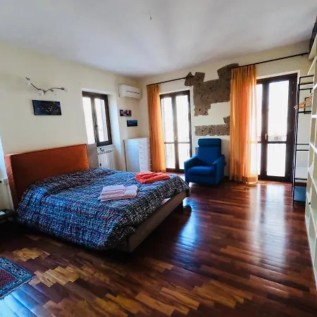 Franziska Lift & Ac A Ballaro Homestay Palermo