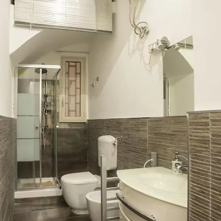 4 Canti Cozy In Via Maqueda Apartment *