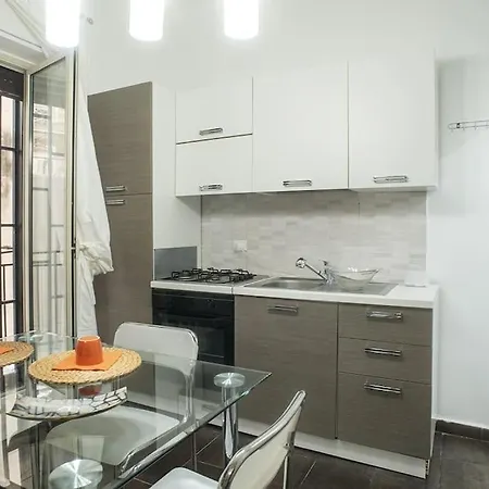 Apartment 4 Canti Cozy In Via Maqueda