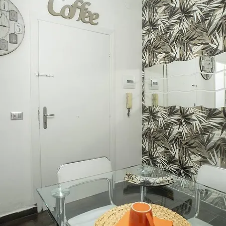 Apartment 4 Canti Cozy In Via Maqueda *
