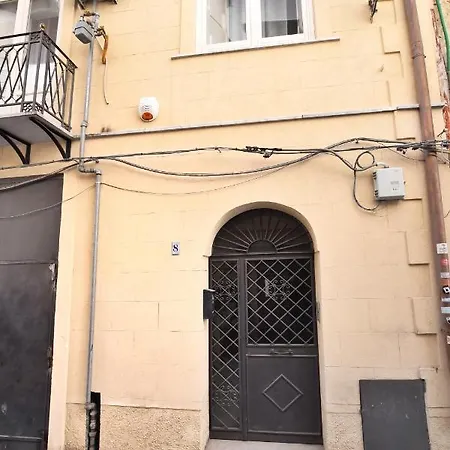 San Basilio's Historical Center Palerme