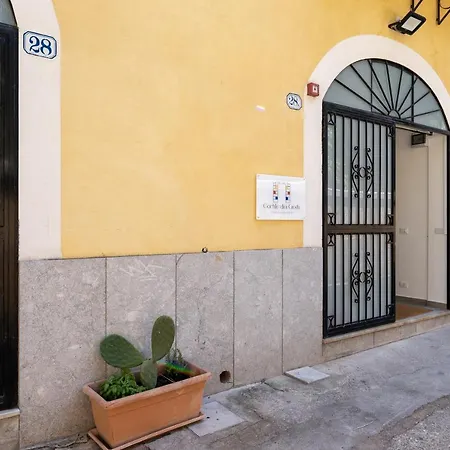Cortile Dei Giusti - Combo פלרמו
