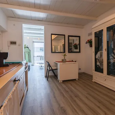 Elly House Ferienhaus Palermo