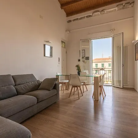 Shanti House Апартаменты Палермо