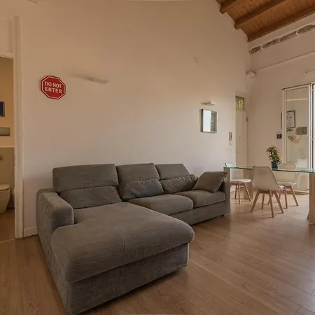 Shanti House Палермо