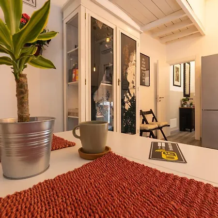 Elly House Holiday home Palermo