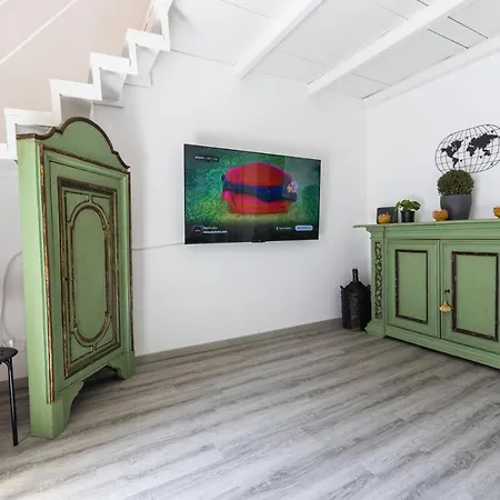 Elly House * Palermo