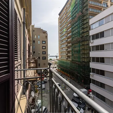 Elly House Holiday home Palermo