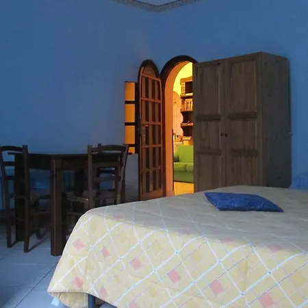 Alla Vucciria Couette-café 2*