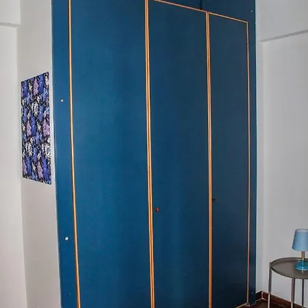 Alexander House Гостевой дом Палермо