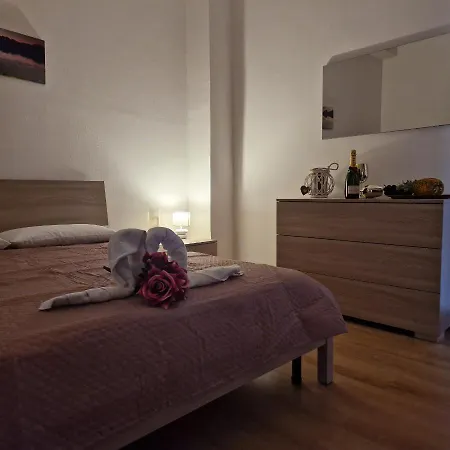 Margot Mondello Bed & Breakfast