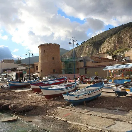 Sixty One * Palermo