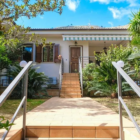 Holiday home Grande Con Giardino E Bbq Vicino Al Mare *