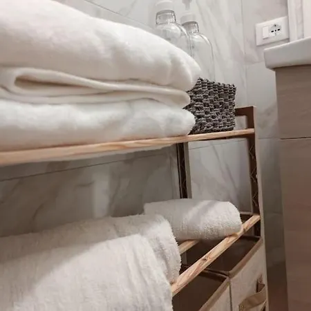Room#200 Apartment *