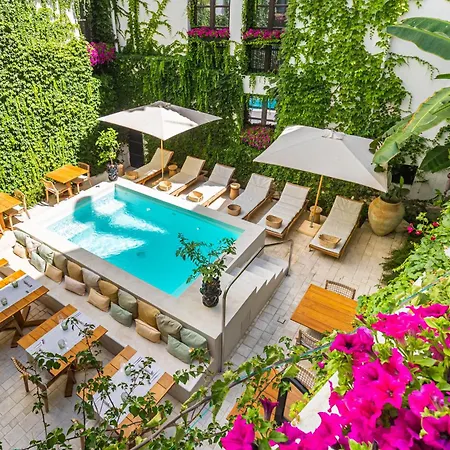 Casa Nostra Luxury & פלרמו