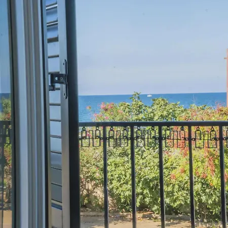 Casa Gelsomino Pool&Seaview * Palermo