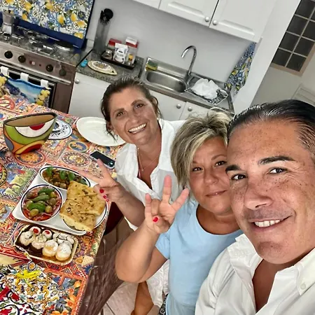 Сasa de vacaciones Ninni House Mondello