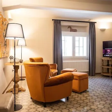 Apartment Palazzo Celestre *