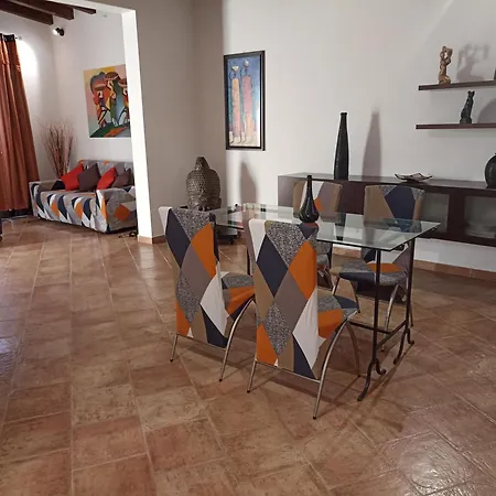 A&c Gold Diamond Apartment *