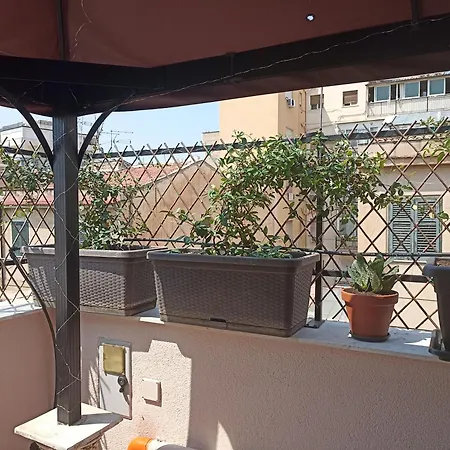A&c Gold Diamond Apartment *