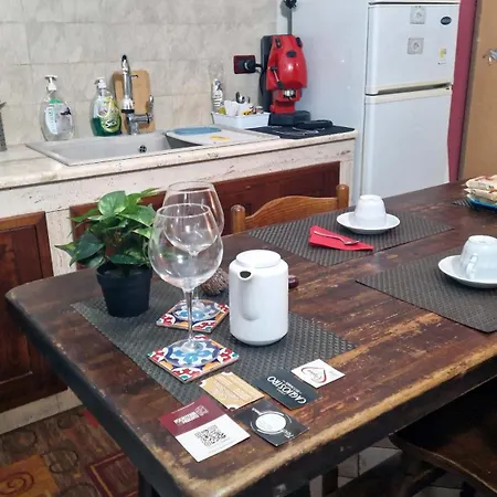 Casa Rotre In The Historic Center Of Palerme