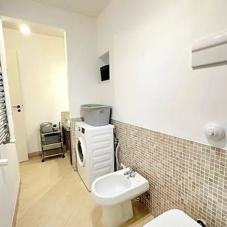 Ama Home-intero Con Terrazza Palermo-politeama Palermo
