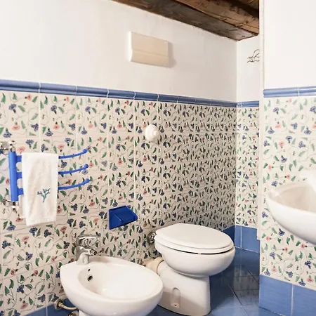 Residenza Del Vescovo 1 *