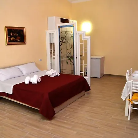 House Apartment *