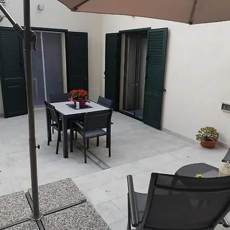Giusi Apartment Mondello