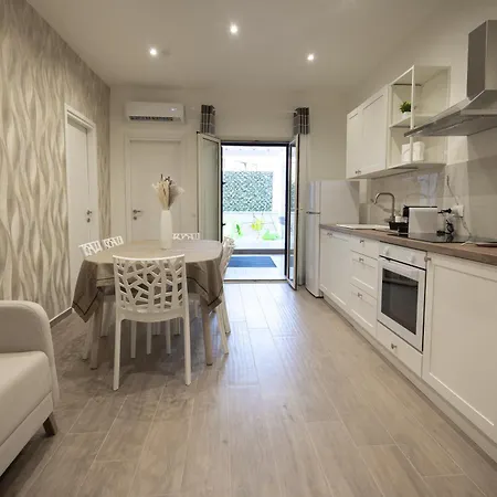 Ludo House - Charming Con Patio A Due Passi Dalla Cattedrale Appartamento Palermo