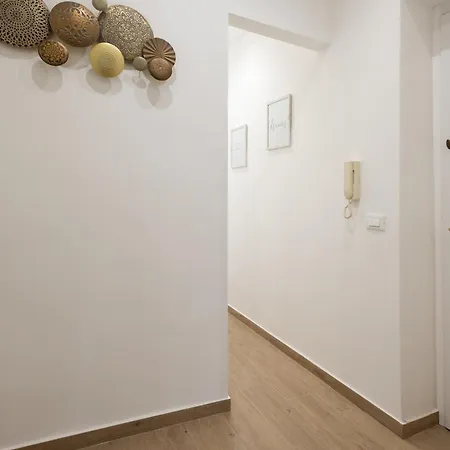 Appartamento Ludo House - Charming Con Patio A Due Passi Dalla Cattedrale Palermo