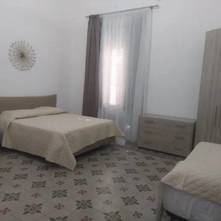 Lamphotel Militello * Палермо