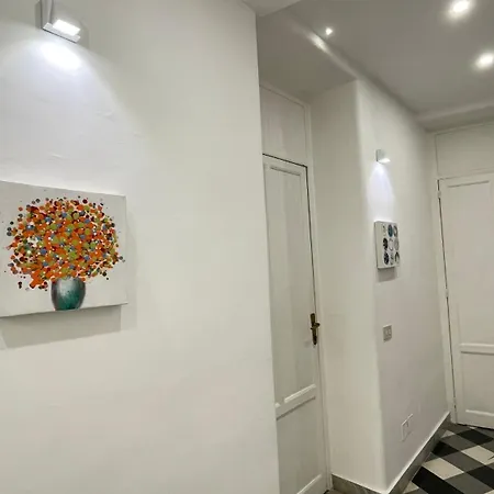 Bb Essenze Bed & Breakfast 3*