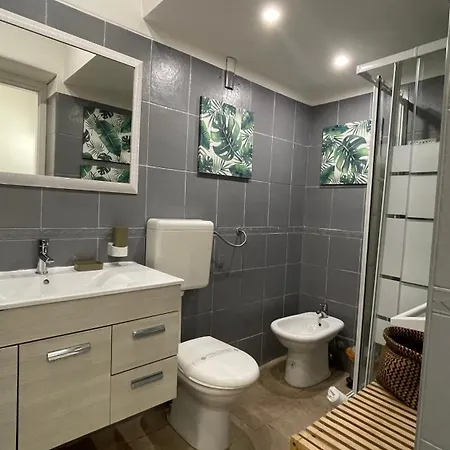 Bb Essenze Bed & Breakfast Palermo
