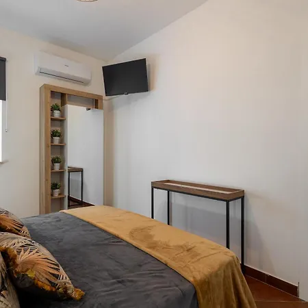Maqueda Luxury &