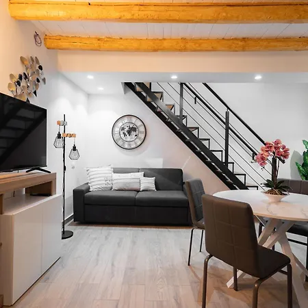 Maqueda Luxury & Apartamento *