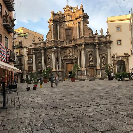 Little House Of Grandpa Antonio
