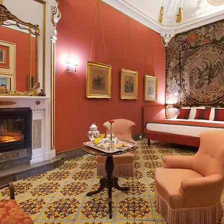 Gasthof Palazzo Arone Dei Baroni Di Valentino 3*