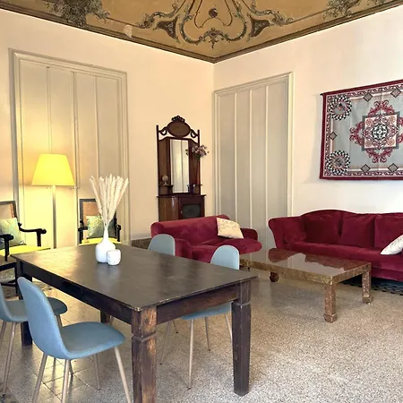Centro Storico-marina Free Parking, Wifi,netflix * Palerme