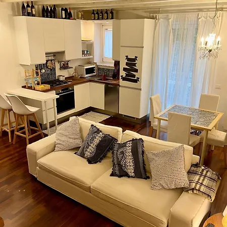 Apartment Sfera 6