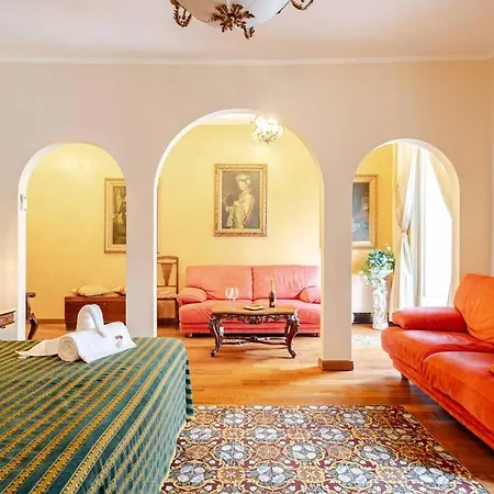 Palazzo Viola Panoramica Apartment *