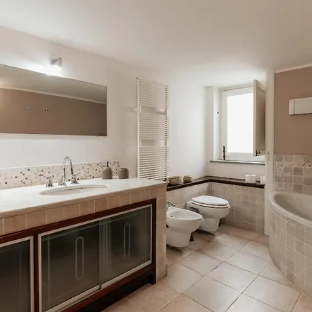 Appartement Four Luxury Art