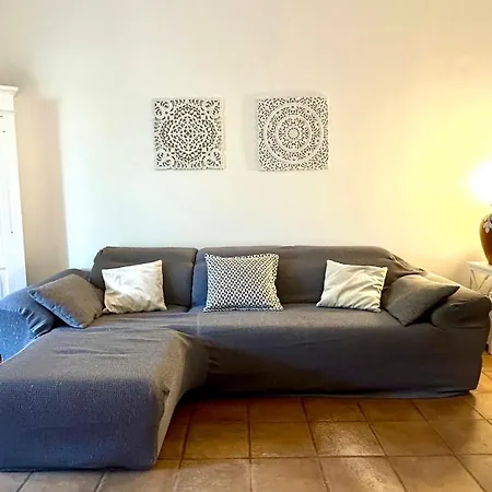 Hébergement de vacances A Due Passi Dal Mare Mondello Addaura Con Terrazzo *