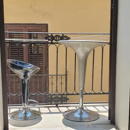 Lägenhet Piccola E Dimora Del Teatro Massimo Palermo