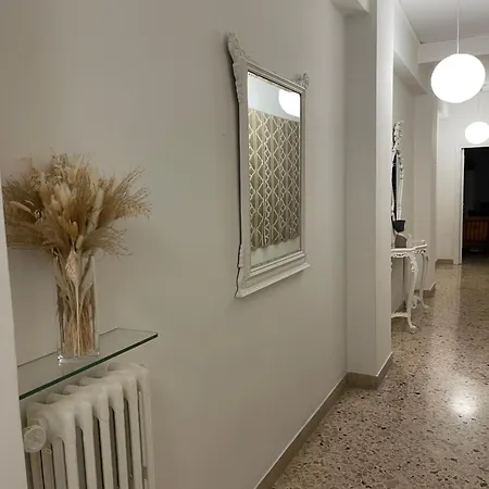 Casa Dei Nonni Di Yuri ベッド・アンド・ブレックファスト パレルモ